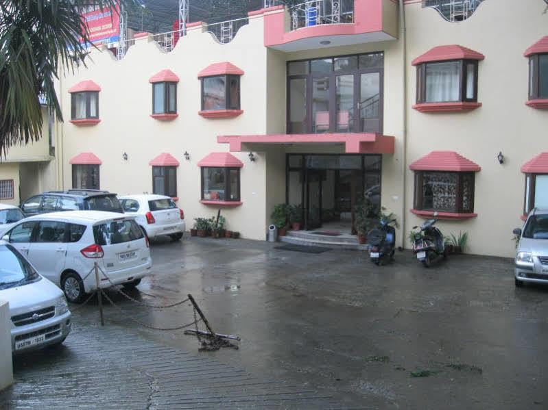 فندق Treebo Trend Mussoorie Club دهرادون المظهر الخارجي الصورة